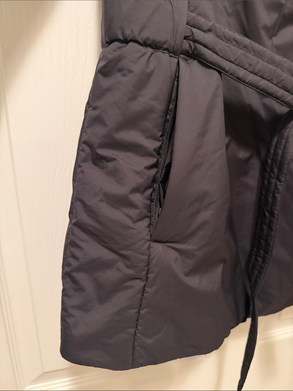 Lululemon Women’s Belted Coat Jacket - Black - Picture 2 of 6